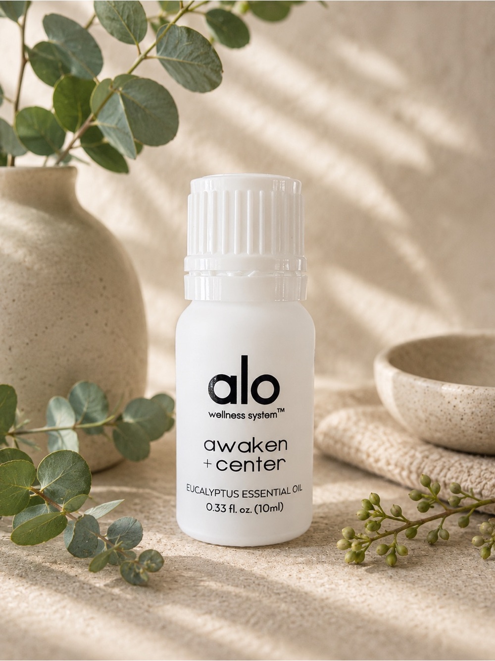 ALO Yoga Awaken + Center Eucalyptus Essential Oil
